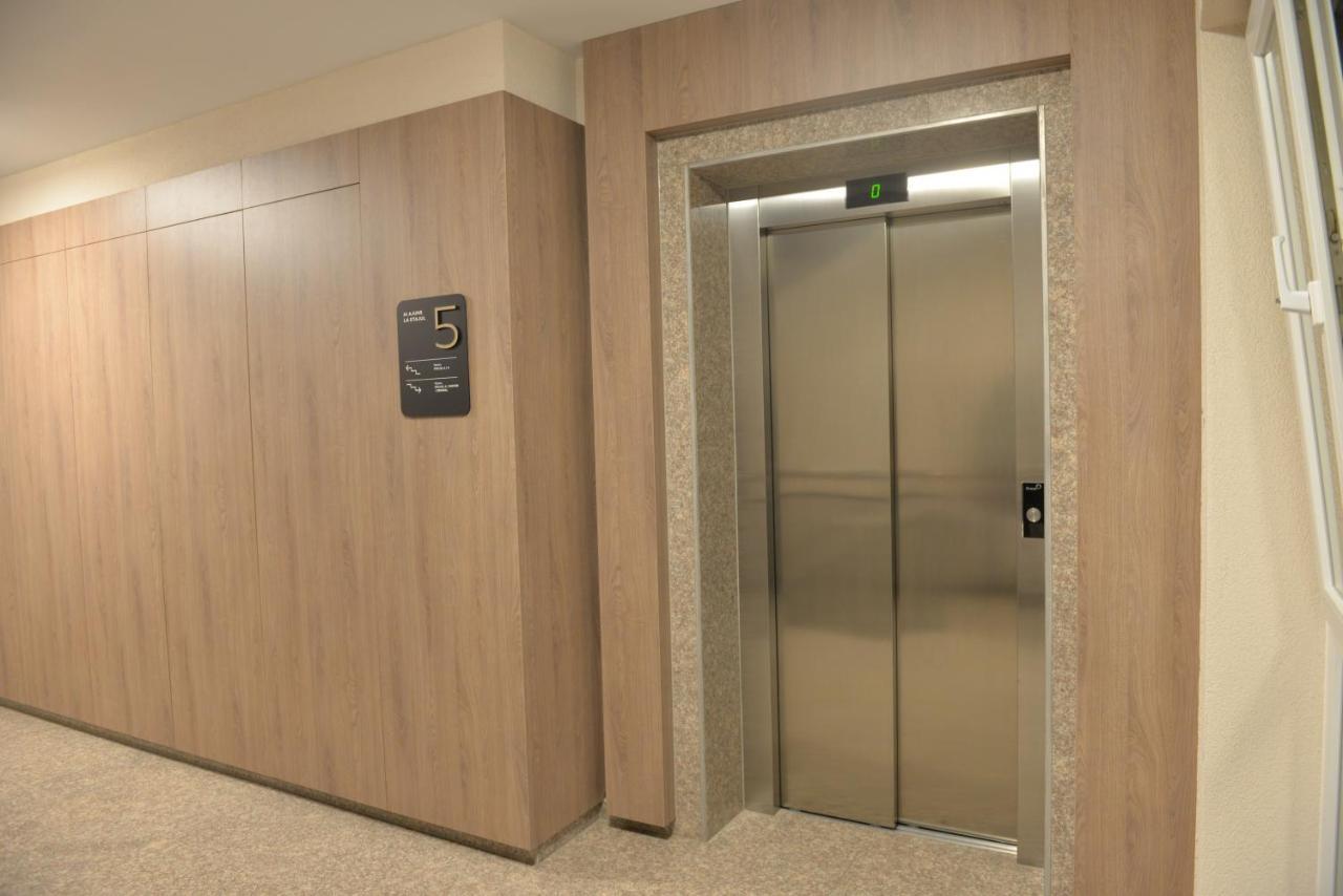 Coresi Deluxe Apartment Braşov Eksteriør billede
