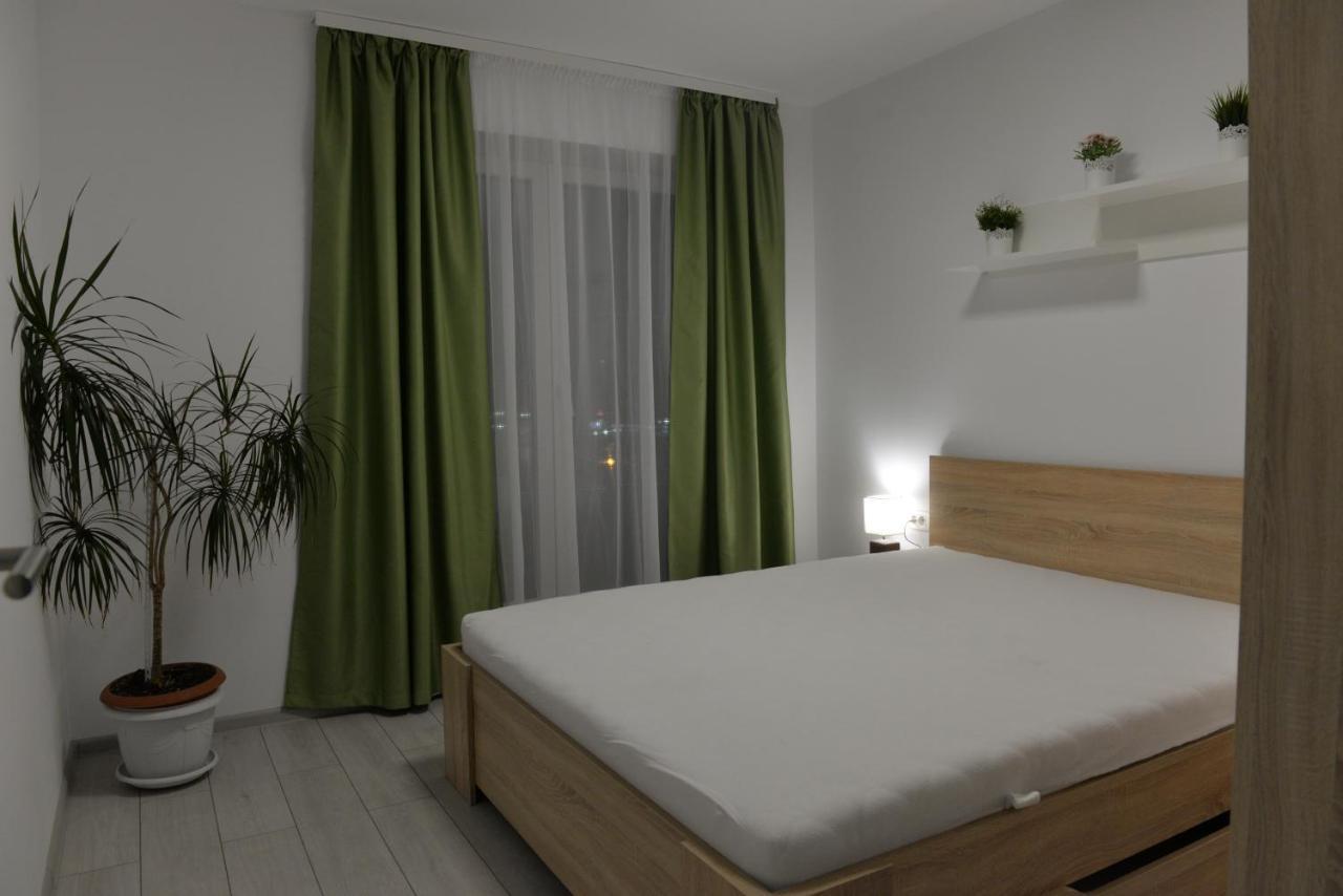 Coresi Deluxe Apartment Braşov Eksteriør billede